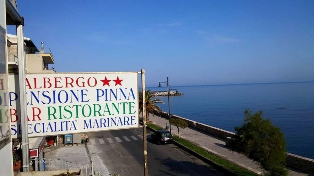 Antica Pensione Pinna Castelsardo Exterior foto